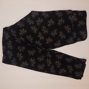 LulaRoe leggings omw size